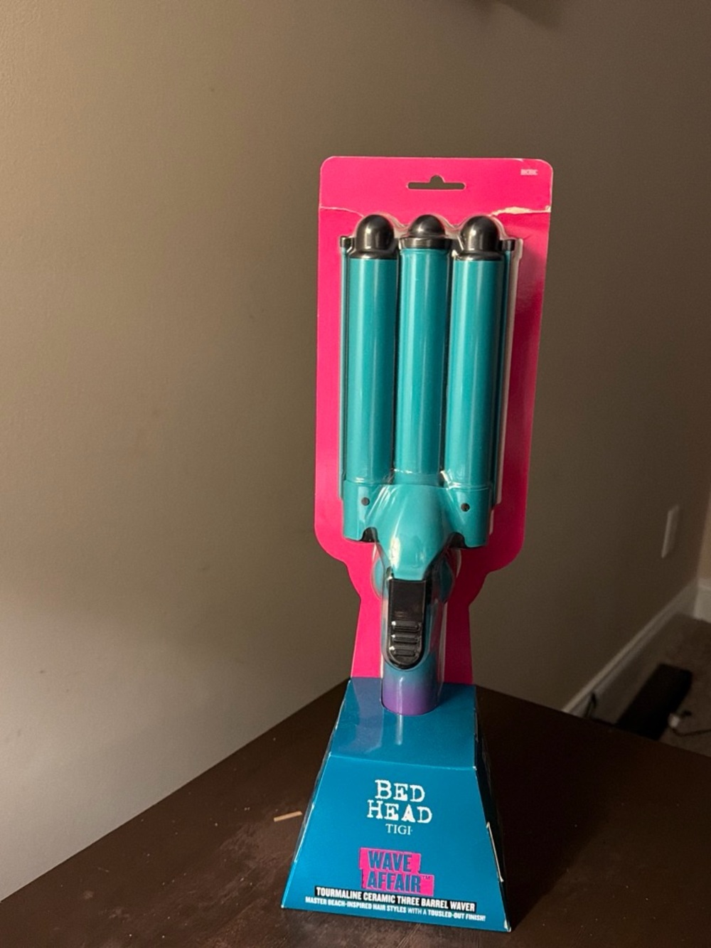 TIGI Bed Head Turquoise and Pink Triple Barrel Hair Waver